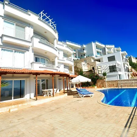 Apart Cetinkaya 2 קלקן